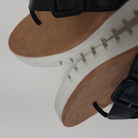 Vionic Uptown Marin Sandal - Picture 8 of 12